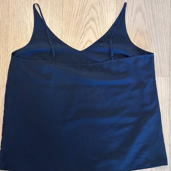 Banana Republic Camisole, US Large 10, Navy, Adjustable Straps - Picture 2 of 4